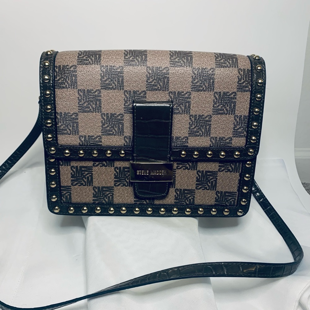 Steve Madden checkered cross body Purse (C+ condition)